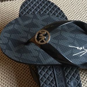 Michael Kors Shoes - Michael Kors Sandals Michael Kors Shoes - Michael Kors Sandals